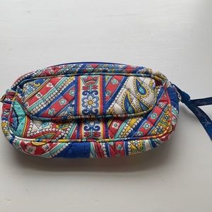 LAST CALL: Vera Bradley Makeup Bag